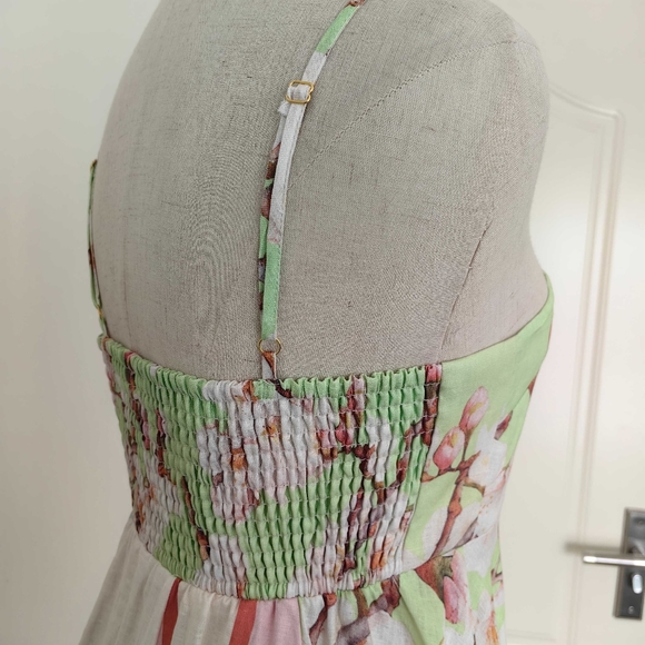 Aston Studio Rue Dress - Picture 7 of 10